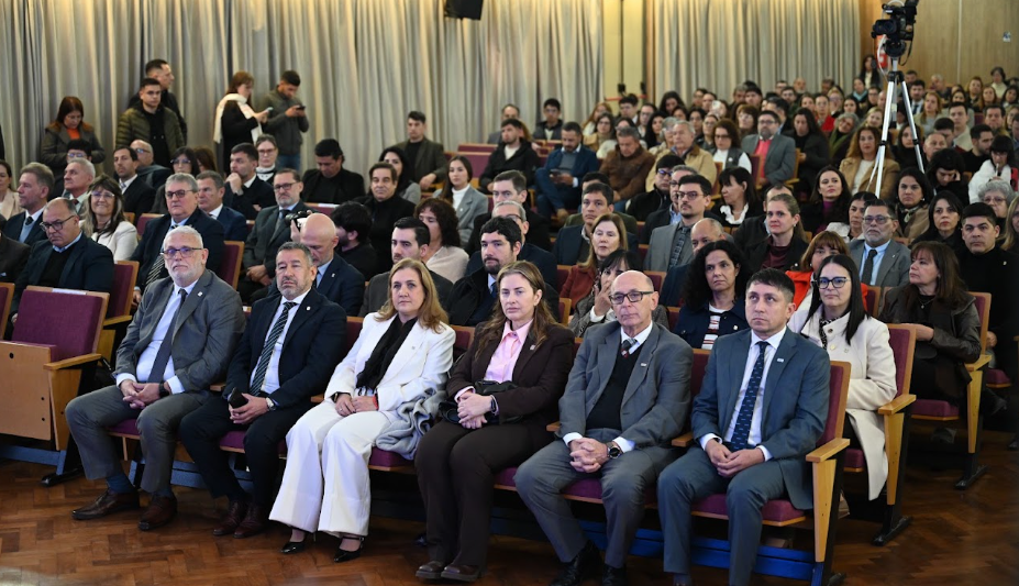 Decana Andrea Galiana sobre el rector Larroza: “Es continuidad de un proyecto de transformación de la UNNE”