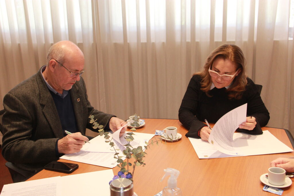 FOUNNE y FACENA unidos en la cooperación académica y científica